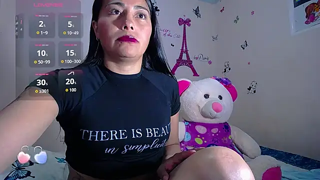 Snapshot of hanna_girl21 chatting on 18, 10, 2025 hanna girl21 online show from 18, 10, 2025