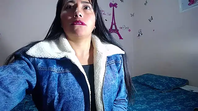 Snapshot of hanna_girl21 chatting on 20, 11, 2025 hanna girl21 online show from 20, 11, 2025