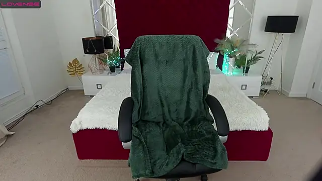 Snapshot of MaRich_Ka chatting on 19, 1, 2025 MaRich Ka online show from 19, 1, 2025