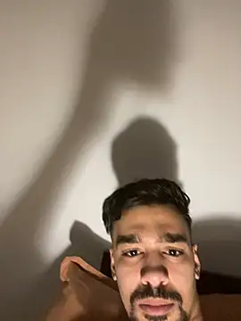 Snapshot of Hermanooooooo chatting on 31, 12, 2024 Hermanooooooo online show from 31, 12, 2024