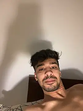 Snapshot of Hermanooooooo chatting on 4, 2, 2025 Hermanooooooo online show from 4, 2, 2025