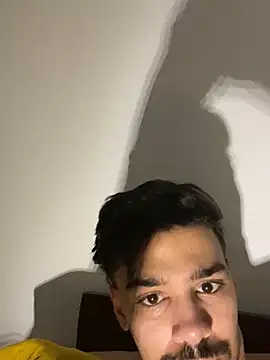 Snapshot of Hermanooooooo chatting on 22, 3, 2025 Hermanooooooo online show from 22, 3, 2025