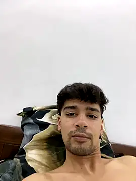 Snapshot of Hermanooooooo chatting on 23, 12, 2025 Hermanooooooo online show from 23, 12, 2025