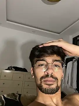 Snapshot of Hermanooooooo chatting on 6, 1, 2026 Hermanooooooo online show from 6, 1, 2026