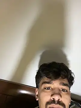 Snapshot of Hermanooooooo chatting on 2, 2, 2026 Hermanooooooo online show from 2, 2, 2026