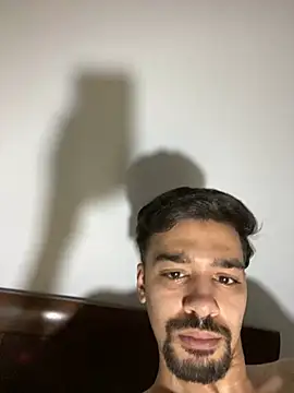 Snapshot of Hermanooooooo chatting on 8, 3, 2026 Hermanooooooo online show from 8, 3, 2026