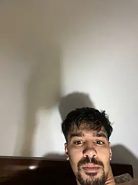 Snapshot of Hermanooooooo chatting on 1, 4, 2026 Hermanooooooo online show from 1, 4, 2026