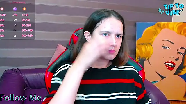 iris nikhols online show from 24, 9, 2025