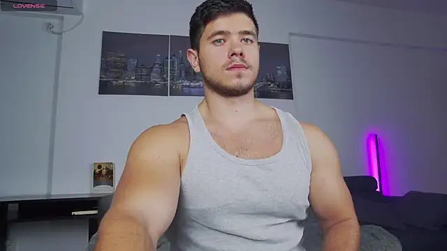 Arilas  online show from 8, 11, 2025