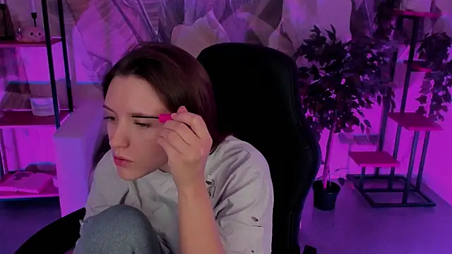 Snapshot of JennyDens chatting on 13, 12, 2024 JennyDens online show from 13, 12, 2024