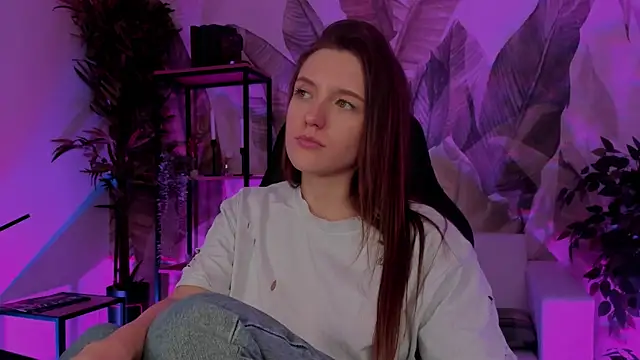 Snapshot of JennyDens chatting on 13, 12, 2024 JennyDens online show from 13, 12, 2024