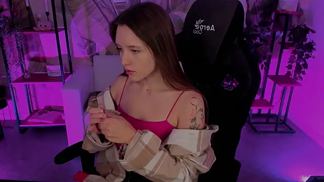 Snapshot of JennyDens chatting on 23, 12, 2024 JennyDens online show from 23, 12, 2024