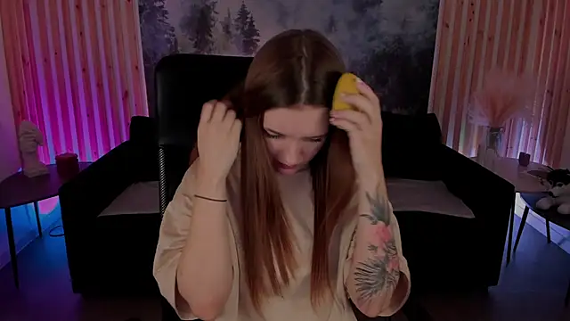 Snapshot of JennyDens chatting on 23, 2, 2025 JennyDens online show from 23, 2, 2025