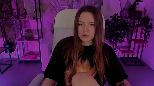 Snapshot of JennyDens chatting on 11, 3, 2025 JennyDens online show from 11, 3, 2025