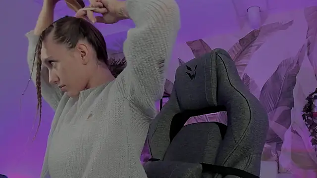 Snapshot of JennyDens chatting on 25, 9, 2025 JennyDens online show from 25, 9, 2025