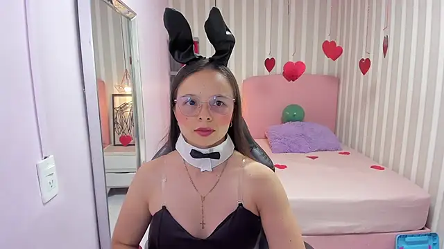 Snapshot of LORELAIGIVEN chatting on 16, 3, 2026 LORELAIGIVEN online show from 16, 3, 2026