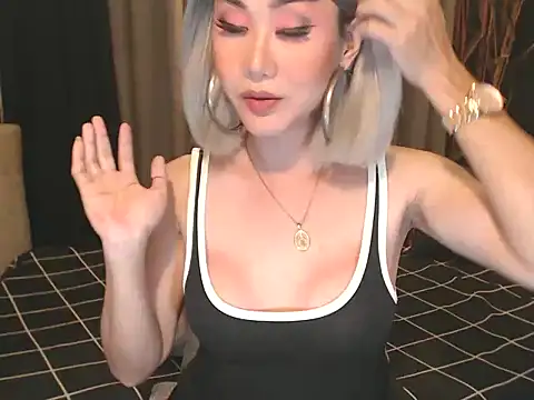 Snapshot of JustForCassie chatting on 10, 3, 2026 JustForCassie online show from 10, 3, 2026