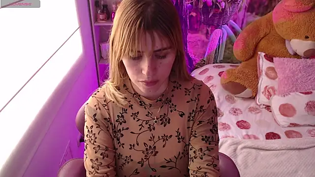 Snapshot of thamarajane chatting on 10, 4, 2026 thamarajane online show from 10, 4, 2026