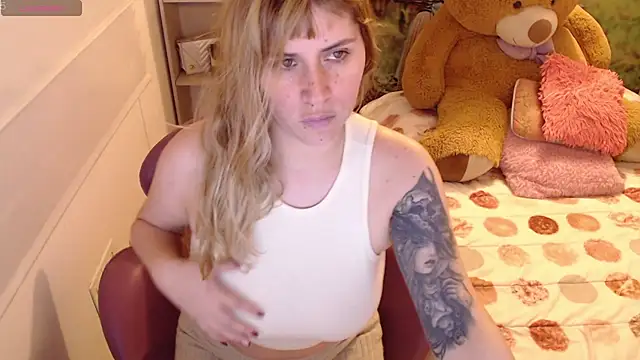 Snapshot of thamarajane chatting on 23, 4, 2026 thamarajane online show from 23, 4, 2026