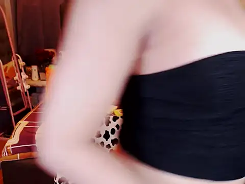 UnMarriedwifeTSX online show from 24, 10, 2025