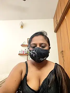 sexynayan23 online show from 3, 7, 2026