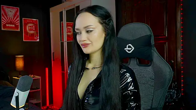 QueenAliss online show from 19, 2, 2026