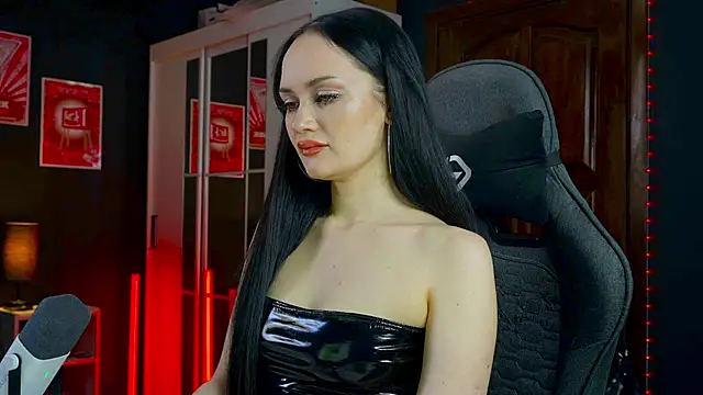 QueenAliss online show from 21, 2, 2026