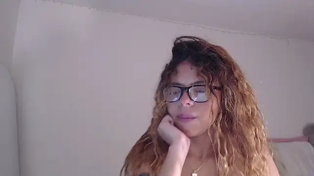 ValienteGirl  online show from 8, 4, 2026