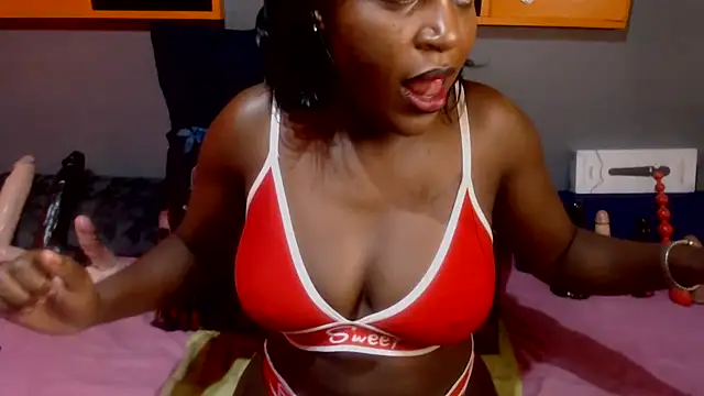 DarkNSpicy4U online show from 14, 2, 2025