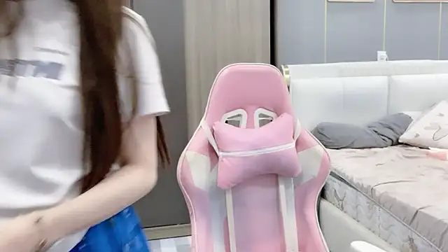 Snapshot of ANNA102 chatting on 10, 3, 2026 ANNA102 online show from 10, 3, 2026