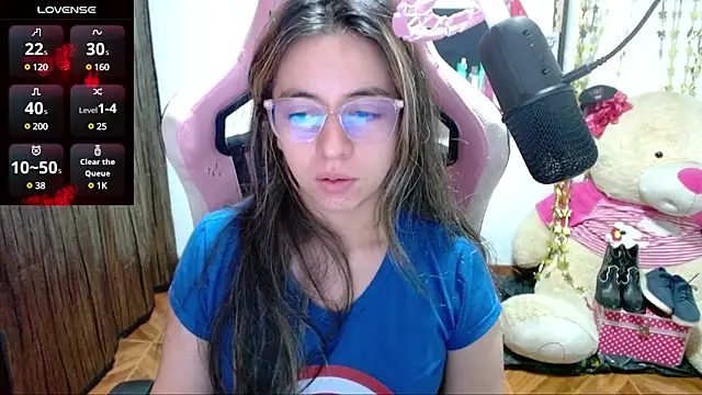 Snapshot of Maggie_Fox3 chatting on 12, 2, 2025 Maggie Fox3 online show from 12, 2, 2025