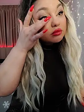 Larissa K online show from 4, 12, 2025