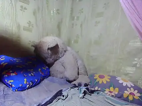 Snapshot of Alora-shine chatting on 3, 2, 2025 Alora-shine online show from 3, 2, 2025