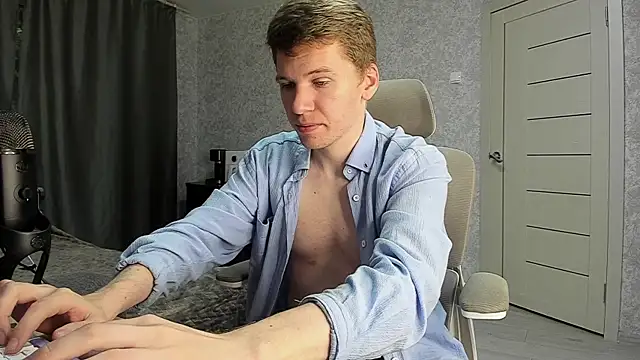 Bananas dick online show from 22, 6, 2026