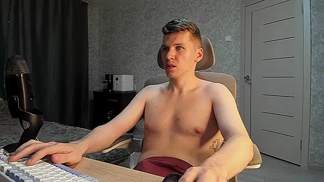 Bananas dick online show from 27, 7, 2026