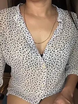 Beautiful xxo online show from 25, 9, 2025