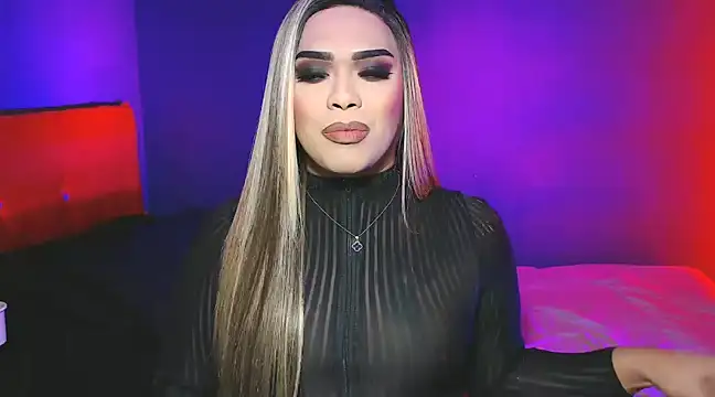 Snapshot of VictoriaEliz chatting on 23, 12, 2024 VictoriaEliz online show from 23, 12, 2024