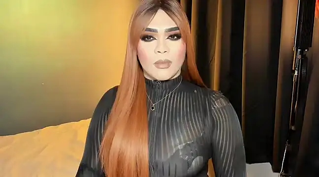 Snapshot of VictoriaEliz chatting on 6, 3, 2025 VictoriaEliz online show from 6, 3, 2025