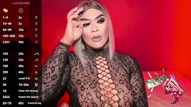 Snapshot of VictoriaEliz chatting on 28, 9, 2025 VictoriaEliz online show from 28, 9, 2025