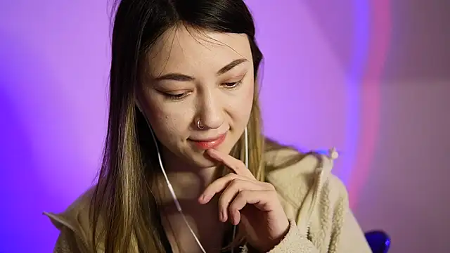 chibi moon  online show from 18, 1, 2025