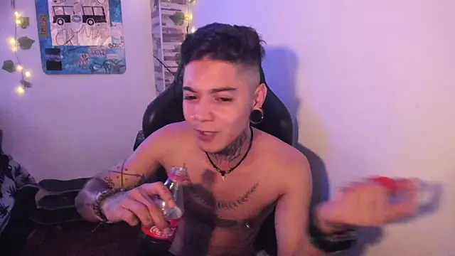 Snapshot of saad_man chatting on 15, 12, 2025 saad man online show from 15, 12, 2025