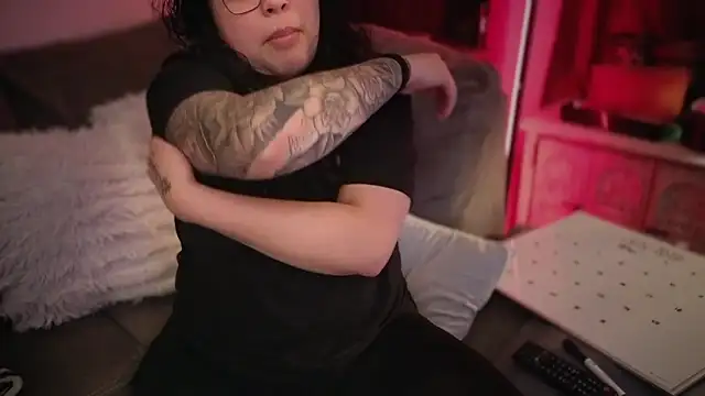 Snapshot of drizzypeach602 chatting on 1, 7, 2026 drizzypeach602 online show from 1, 7, 2026