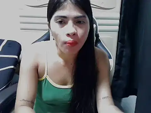 Snapshot of Miss_unknown chatting on 14, 10, 2025 Miss unknown online show from 14, 10, 2025