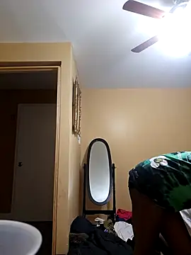 oliviaprettypussy online show from 19, 1, 2025