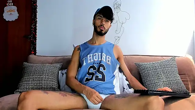 Snapshot of DERRYMASTER chatting on 21, 12, 2025 DERRYMASTER online show from 21, 12, 2025