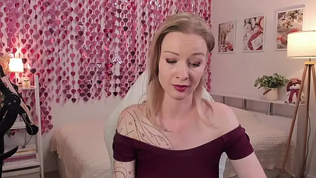 Snapshot of MissRightX chatting on 21, 6, 2026 MissRightX online show from 21, 6, 2026