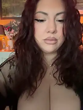 Snapshot of CurvyKimmy1 chatting on 22, 4, 2026 CurvyKimmy1 online show from 22, 4, 2026