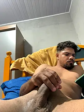 Snapshot of NovinhoMoreno09 chatting on 12, 9, 2025 NovinhoMoreno09 online show from 12, 9, 2025