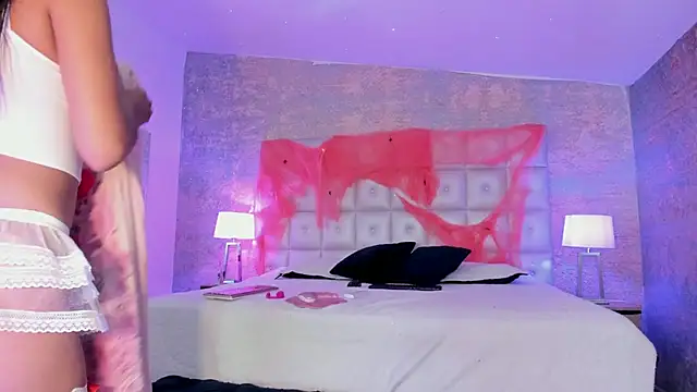 AntonellaRossi online show from 22, 10, 2025