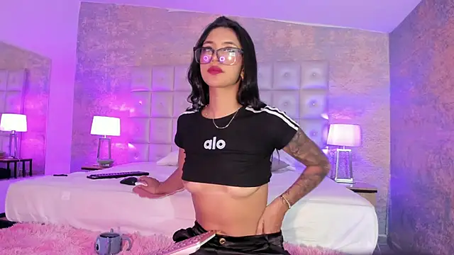 AntonellaRossi online show from 20, 11, 2025